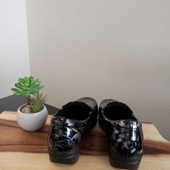 Easy works by easy street  Women shoes sz 8.5 - Picture 3 of 6